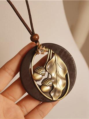 ACORN CRYSTAL LONG NECKLACE