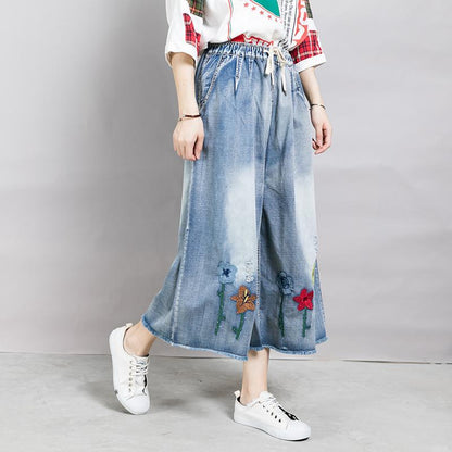 Casual Embroidered Flowers Wide Leg Jeans