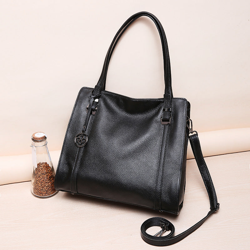 Fashionable head layer leather casual shoulder bag