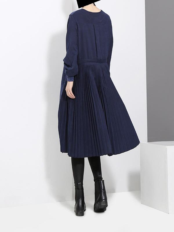 Stitched Pleated Round Neck Kniting Dress