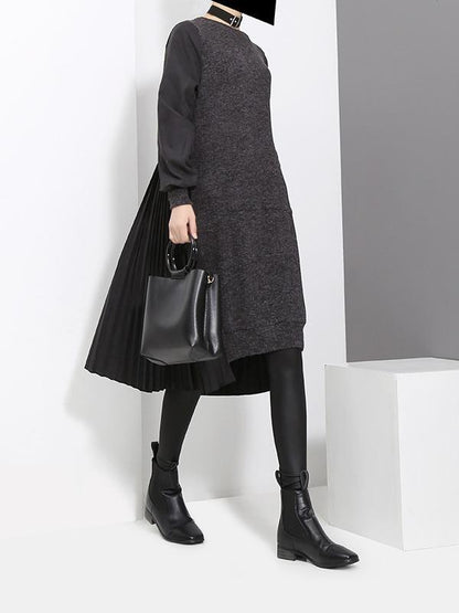 Stitched Pleated Round Neck Kniting Dress