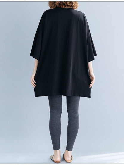 EMBROIDERED BLACK&WHITE LOOSE ROUND-NECK T-SHIRT