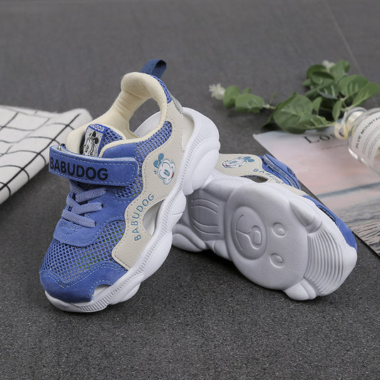 Breathable solid soft soles