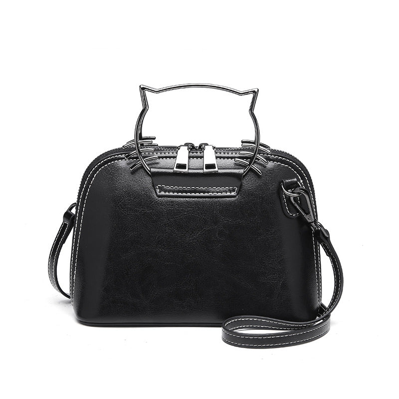 portable bag with one shoulder slanted