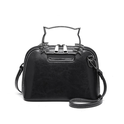 portable bag with one shoulder slanted