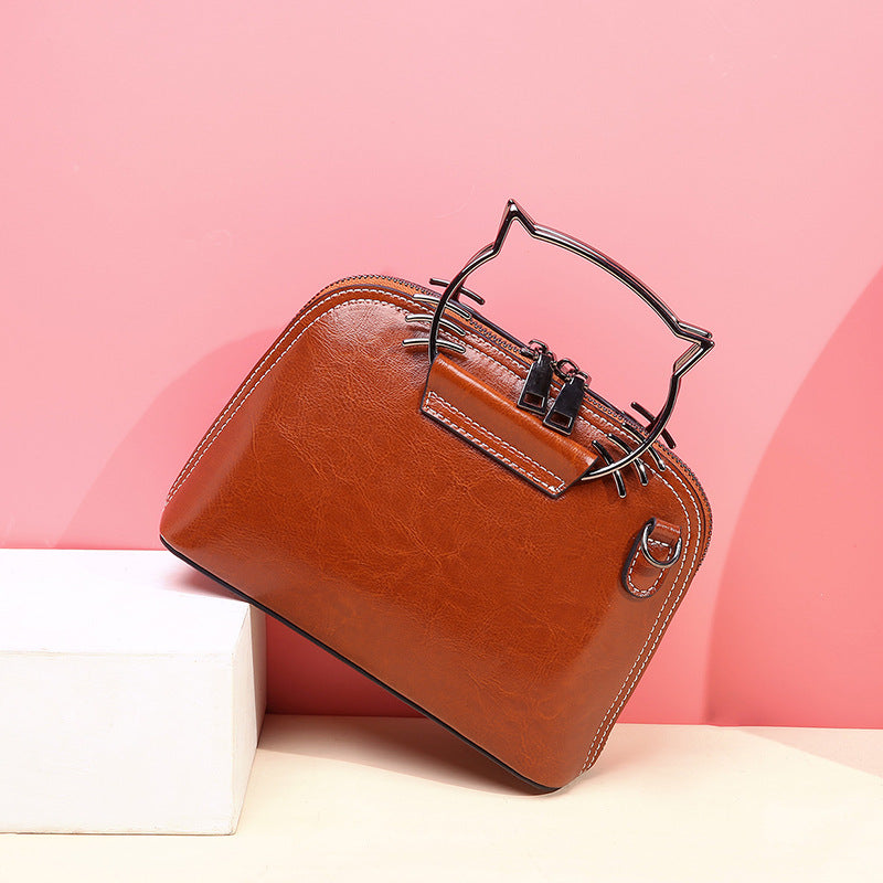 portable bag with one shoulder slanted