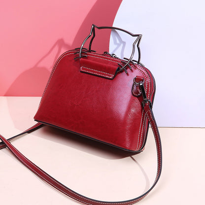 portable bag with one shoulder slanted