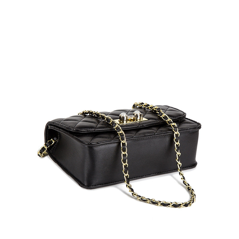 Pearl lock chain shoulder slant small square bag