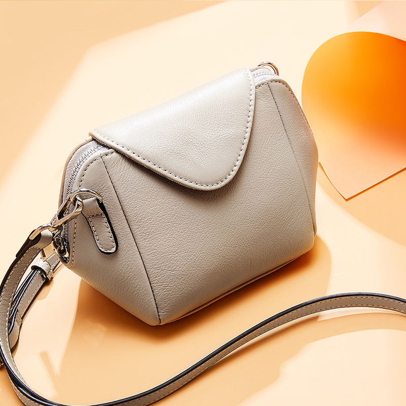 first layer of Kraft leather bag oblique satchel bag