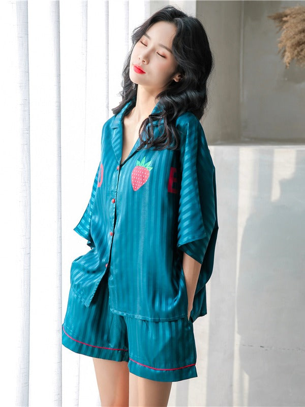 TWO-PIECES COMFORTABLE ICE SILK LOOSE STRAWBERRY PRINT PYJAMAS SUIT