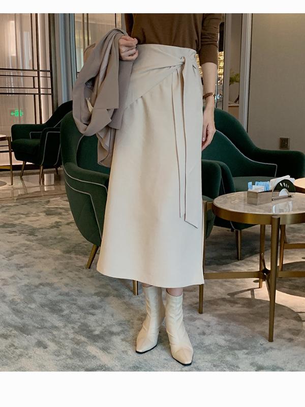 SOLID SPLIT-SIDE EMPIRE BANDAGE SKIRT