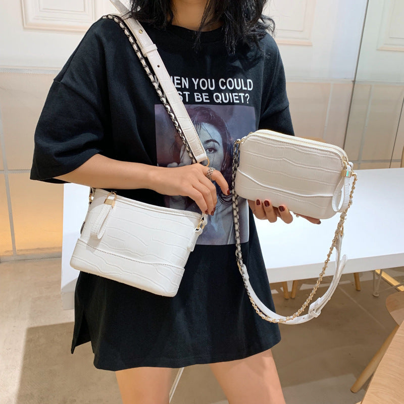 Vintage stone chain shoulder bag