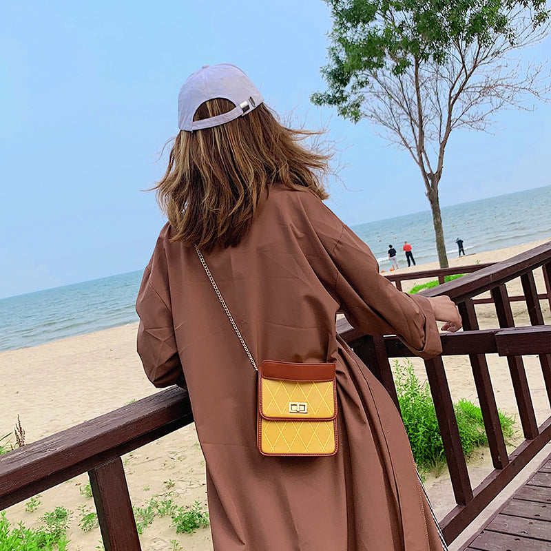 Small fragrant wind embroidered bag