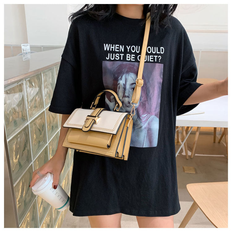 Vintage square bag one-shoulder slant bag