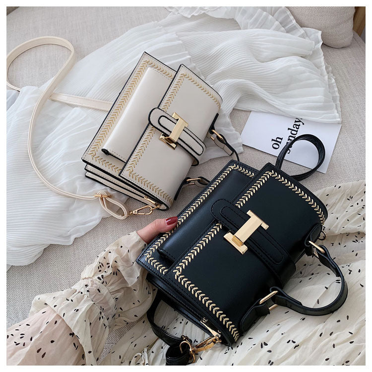 Vintage square bag one-shoulder slant bag