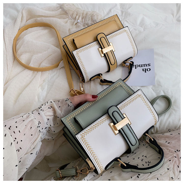 Vintage square bag one-shoulder slant bag