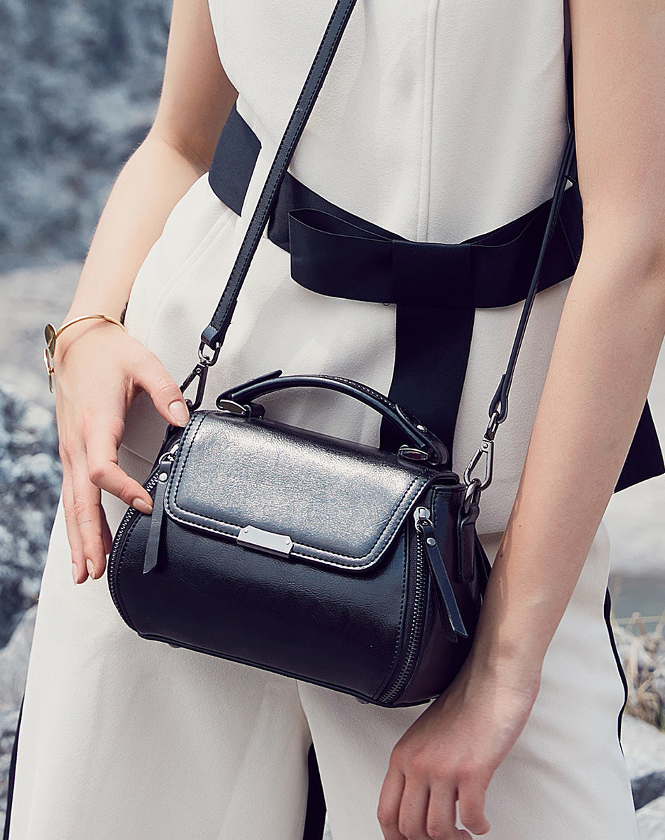 Leather women's shoulder bag retro leather handbag