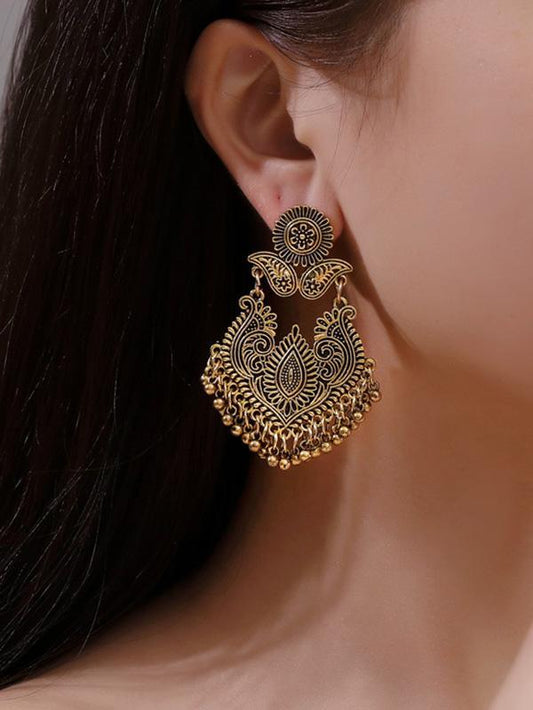 Retro Palace Style Exaggerated Carved Earrings