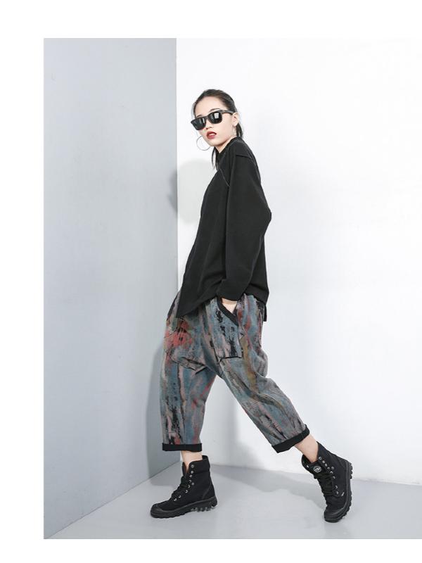 GRAFFITI ELASTIC WAIST THICKEN CASUAL HAREM PANTS