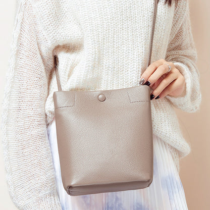 Leopard pleated shoulder soft cowhide bucket bag