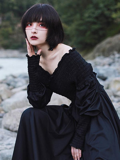 560906