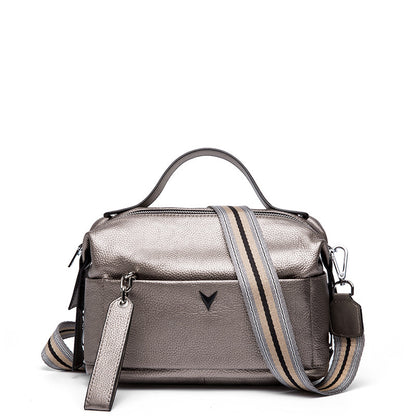 Cowhide handbag with shoulder slanting straddle for ladies