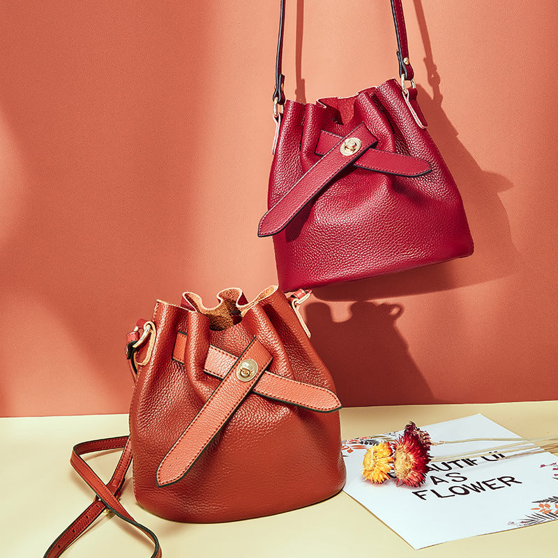 Stylish temperament single shoulder bag