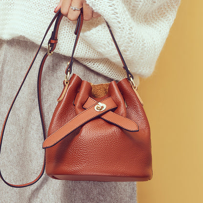 Stylish temperament single shoulder bag