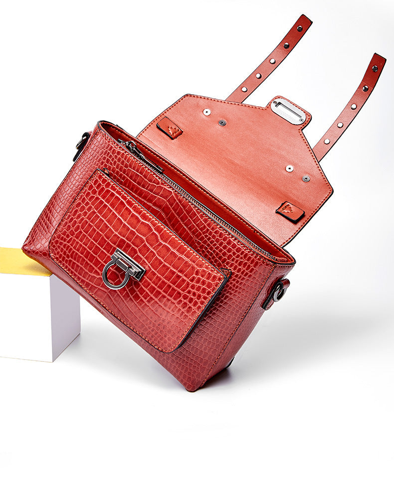 Vintage crocodile lock Single Shoulder Messenger Bag