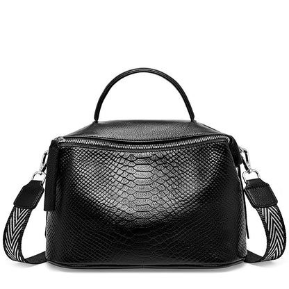 crocodile-printed head layer one-shoulder slanted bag handbag