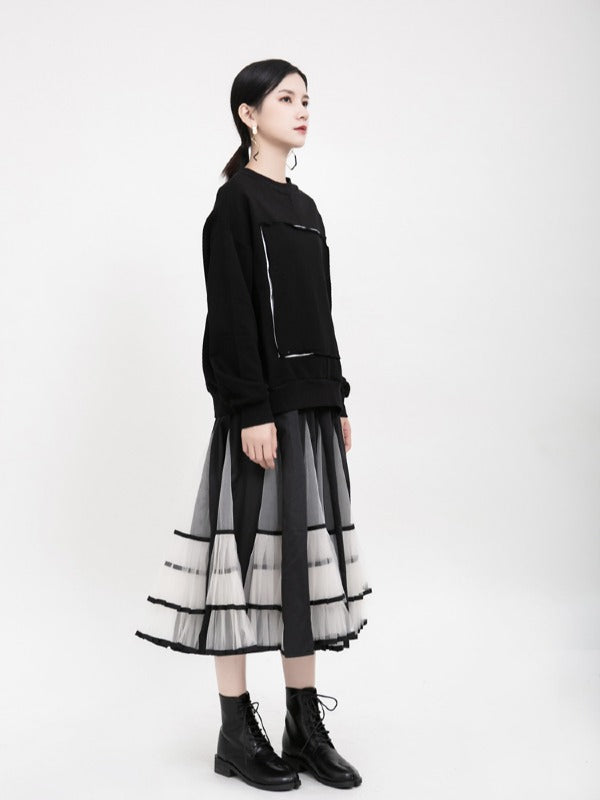 HIGH-RISE MESH LACE PLEATED SKIRT