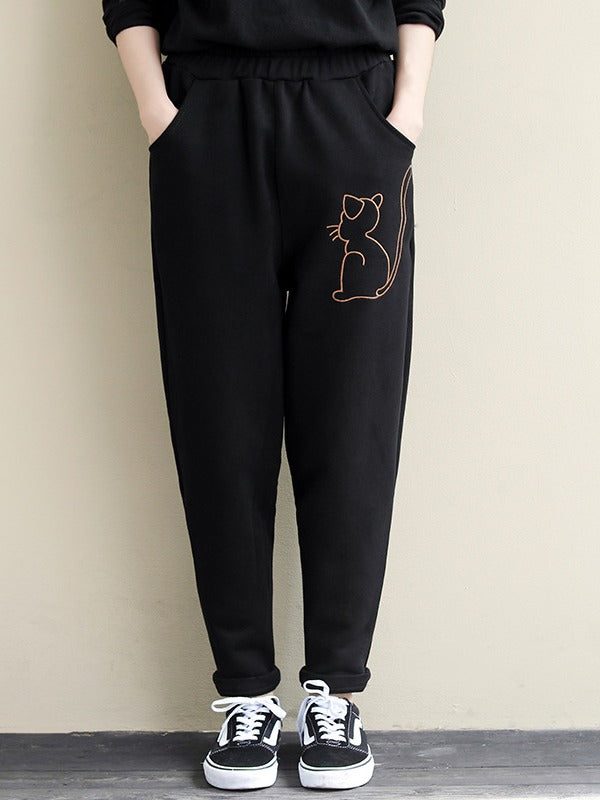 LOOSE CARTOON EMBROIDERY VELVET PANTS