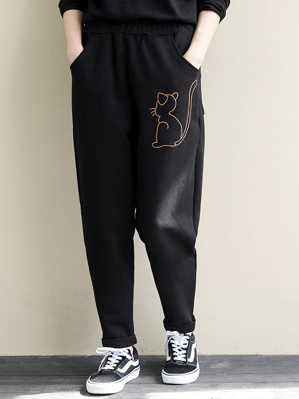 LOOSE CARTOON EMBROIDERY VELVET PANTS