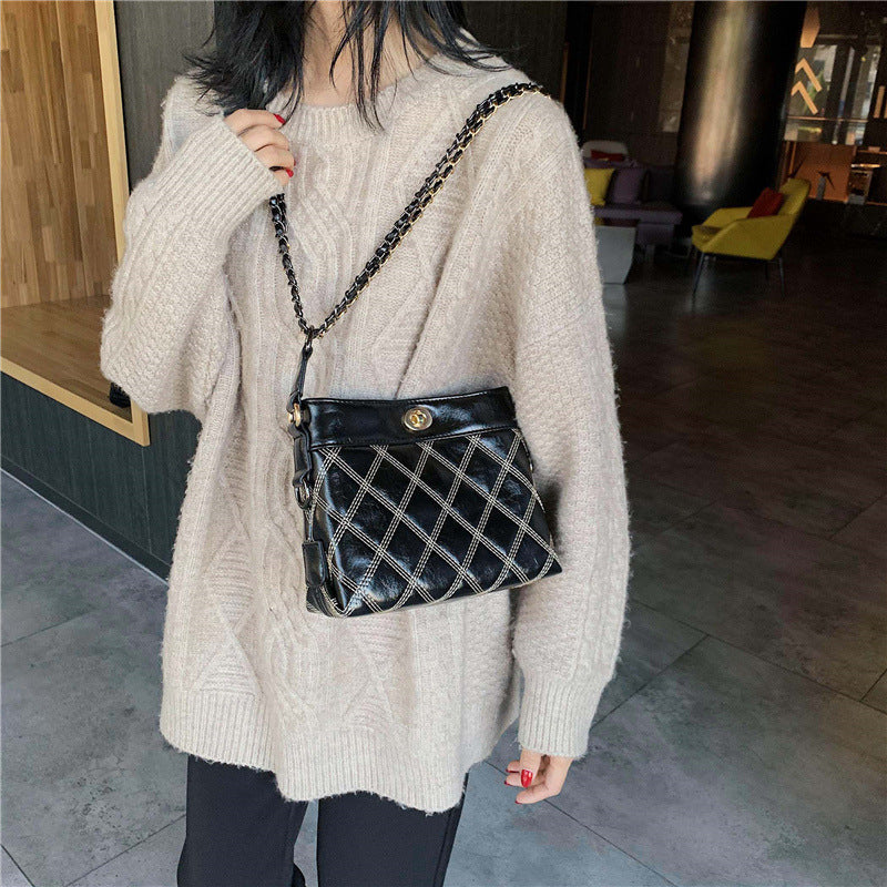 Lingge lock Bucket Bag