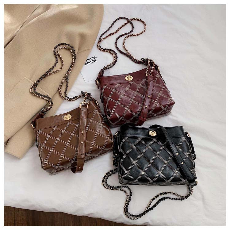 Lingge lock Bucket Bag