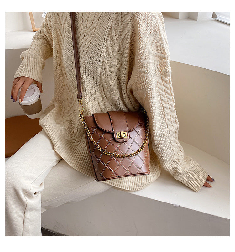 Lingge lock wool Messenger Shoulder Bag