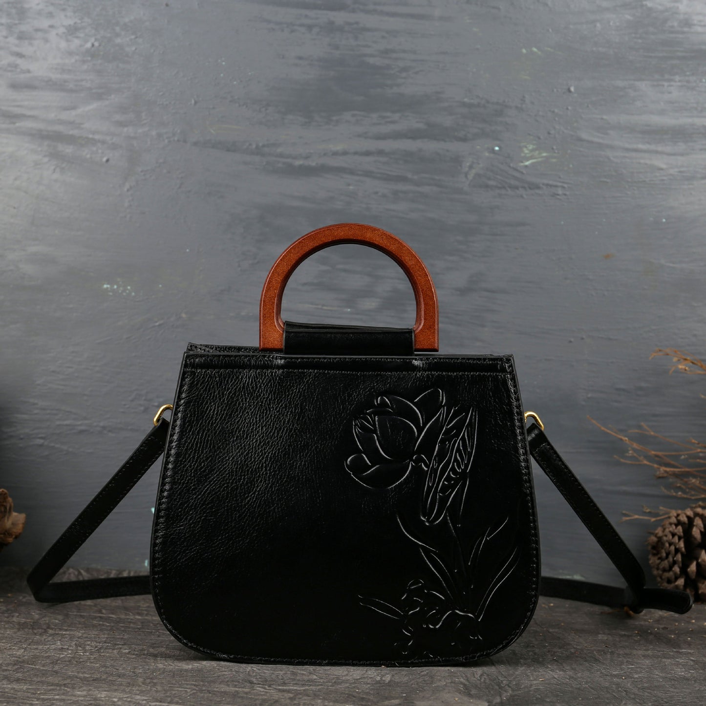 WOMEN GENUINE LEATHER VINTAGE TOTEM DESIGNER HANDBAG SHOULDER BAG