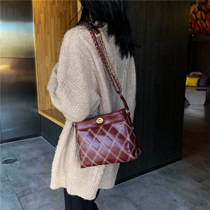 Lingge lock Bucket Bag