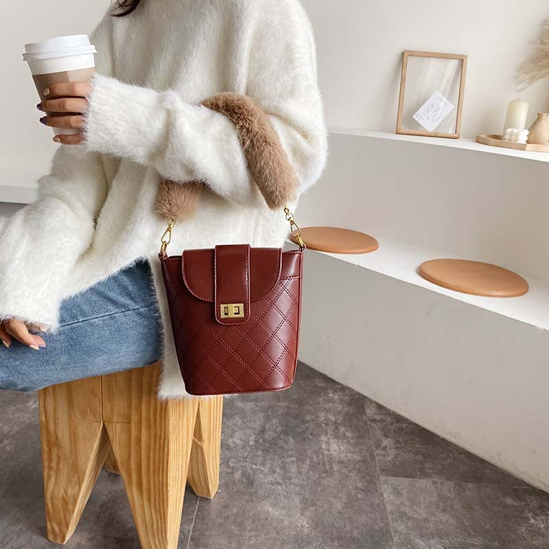 Lingge lock wool Messenger Shoulder Bag