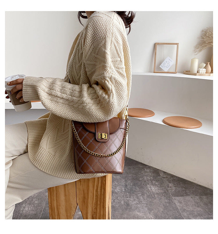 Lingge lock wool Messenger Shoulder Bag