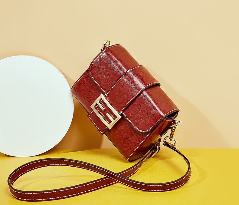 Leather bag, single shoulder bag, women's fashion personality, small square bag