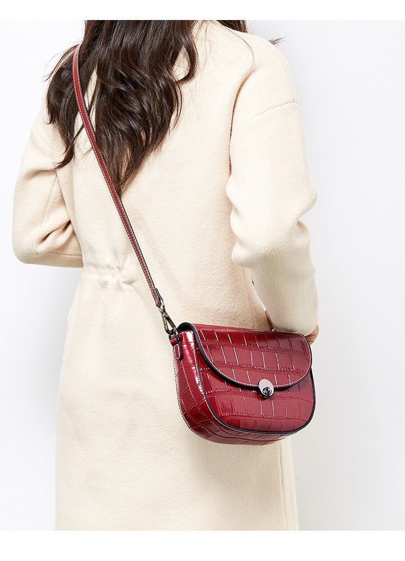 New crocodile-print cowhide small square bag stylish one-shoulder slanted bag