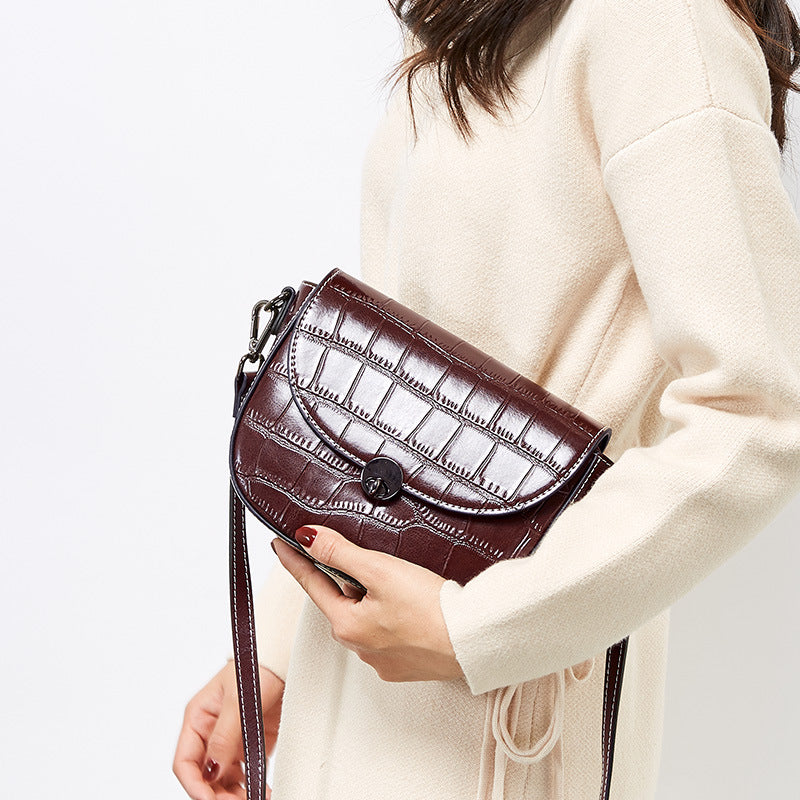 New crocodile-print cowhide small square bag stylish one-shoulder slanted bag