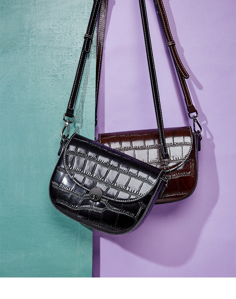 New crocodile-print cowhide small square bag stylish one-shoulder slanted bag