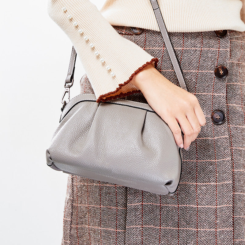 Soft leather head layer cow leather slant span single shoulder small shell bag