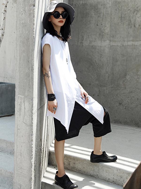 Irregular Split-side T-shirt