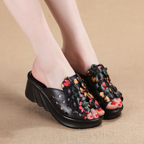 NATIONAL RETRO PLATFORM SLIPPERS