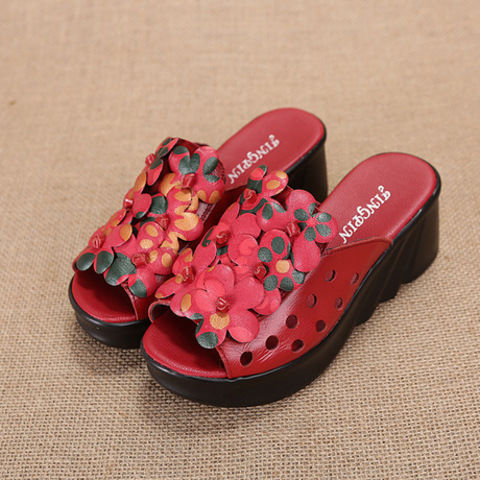 NATIONAL RETRO PLATFORM SLIPPERS