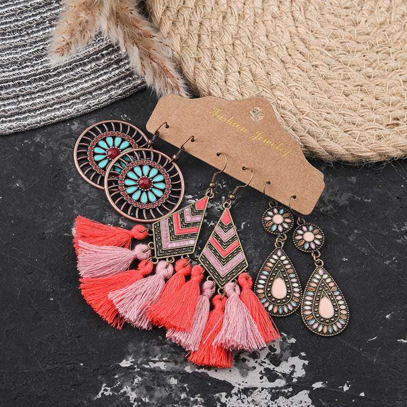 Flower shell gold geometric earrings