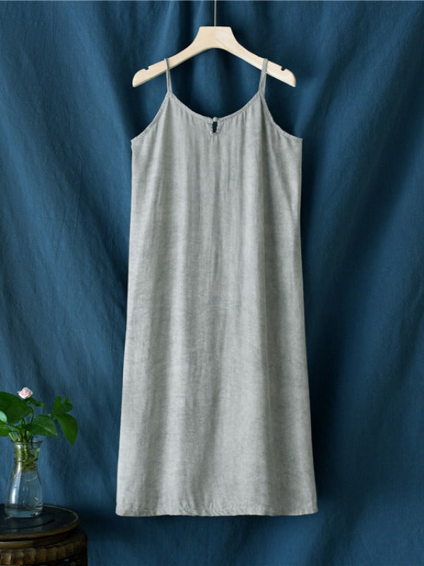 SIMPLE SOLID PLEATED SLEEVELESS MIDI DRESS